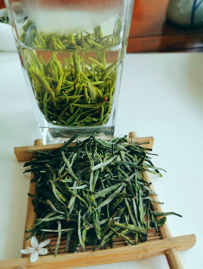 湖南特产雪峰毛尖茶怎么样，雪峰毛尖茶图片简介