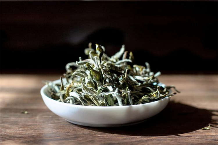 【福鼎白茶种类】白毫银针茶、白牡丹茶、寿眉茶的区别有哪些