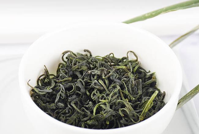 峨眉毛峰茶属于什么茶，雅安特产峨眉山毛峰茶简介