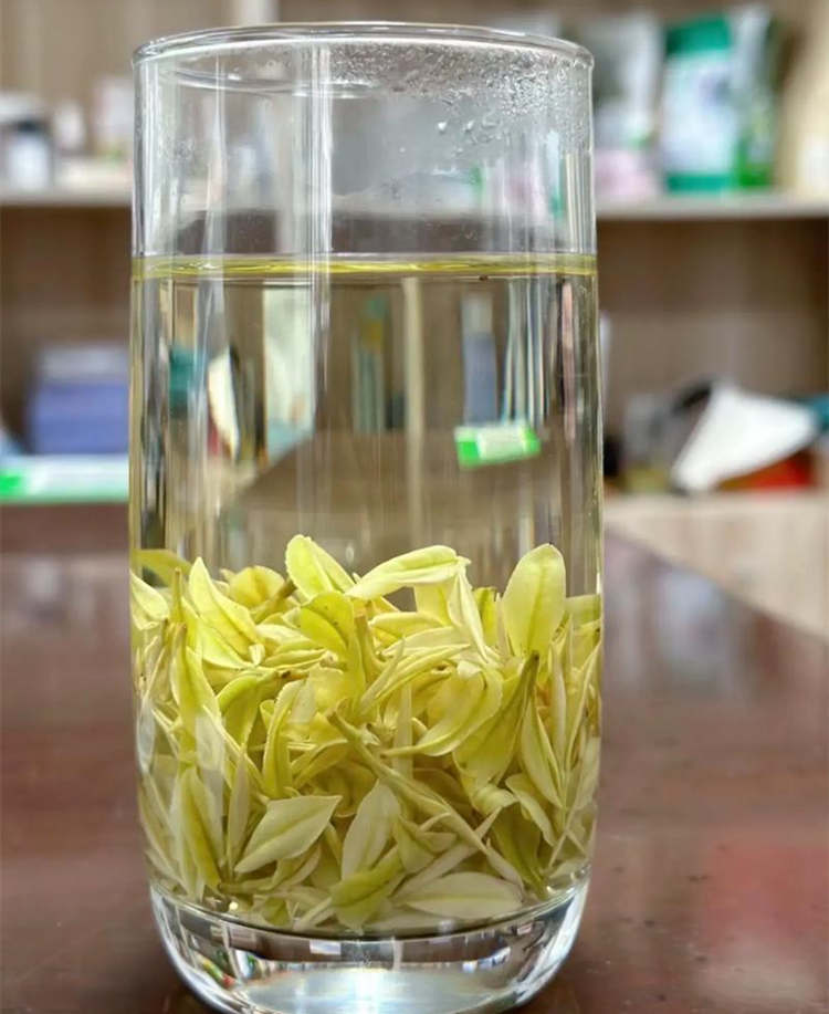 安吉奶白茶属于什么茶，皇金芽茶介绍